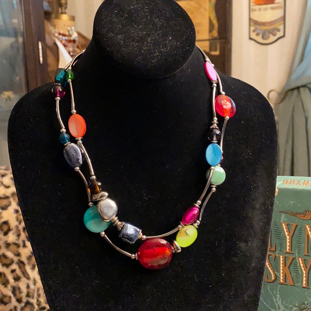 Ikita Paris 2 strands Silvertone Necklace w Glass and shell Beaded Hwy Accents